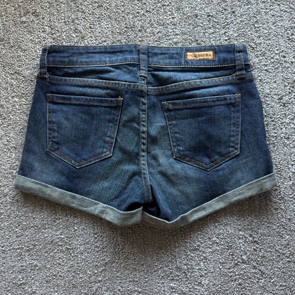 ✨SUMMER CLOSET SALE✨ STS Blue Distressed Jean Stretch Shorts NWOT - Picture 2 of 8